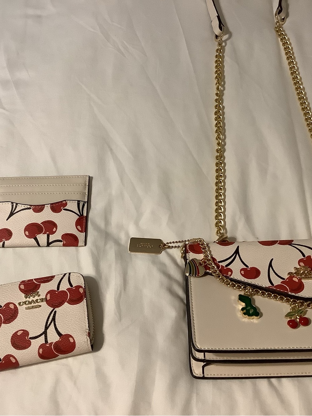 Coach Cream Leather Shoulder Bag & Cherry Print Wallet Set - Red - Picture 3 of 9
